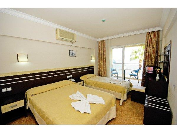 Yunus Hotel