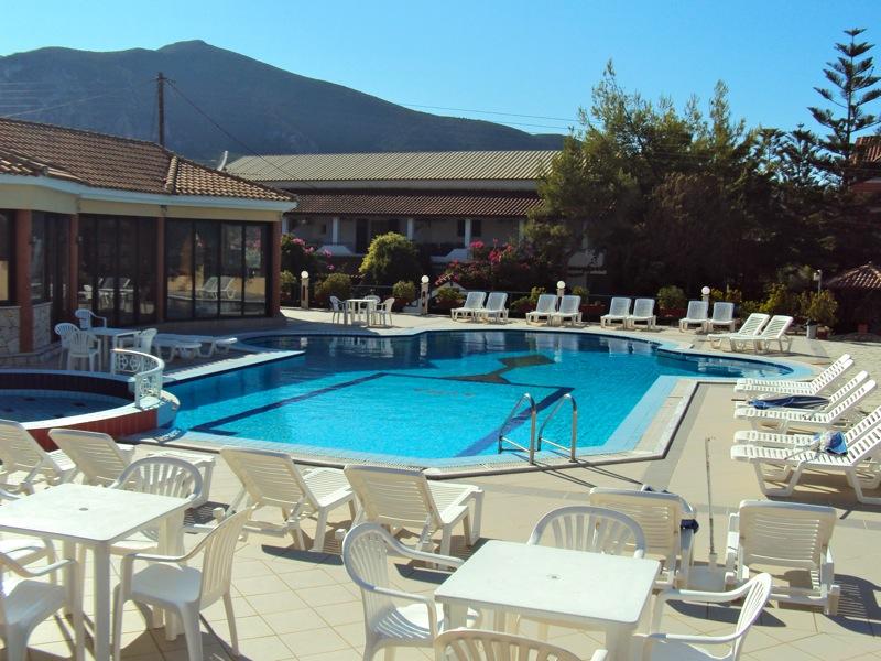 Avra Aparthotel