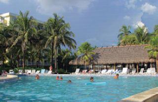 Naples Beach Hotel & Golf Club