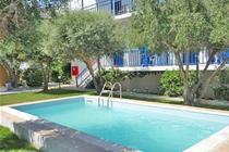 Blue Star Apartments