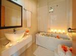 Notos Hotel and Suites Picture 1