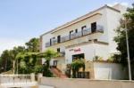 Oriola Hostal Picture 1
