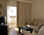 Club La Mar Apartments Picture 5