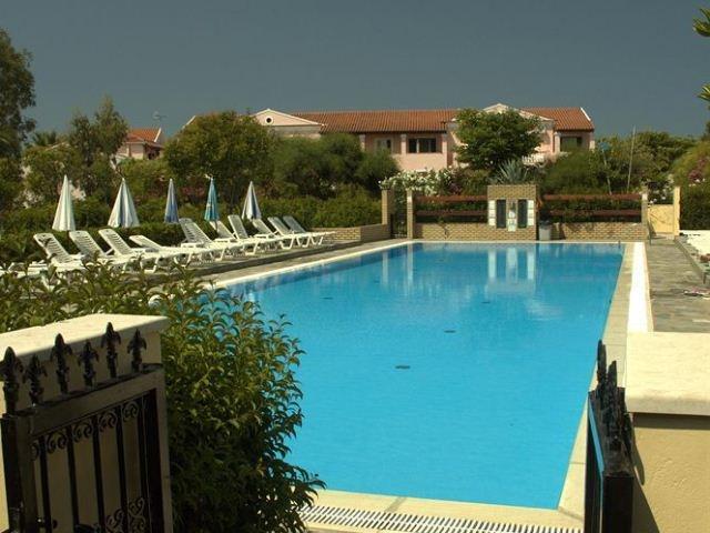 Nireas Apartments