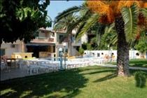 Roussos Beach Club Hotel