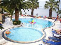 Maria Beach Hotel and Apartments