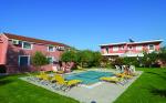 Legends Apartments Picture 1