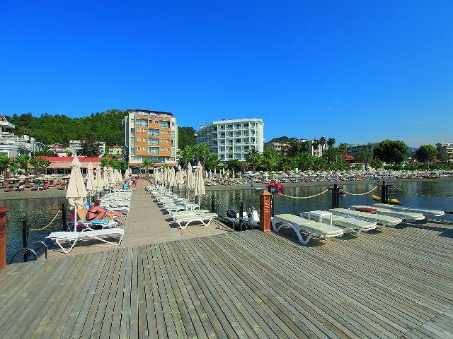 Cettia Beach Hotel