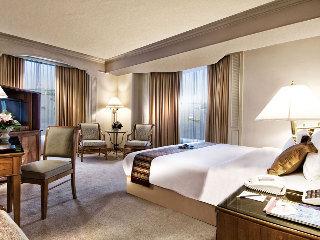 Montien Riverside Hotel