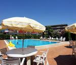 Riviera Hotel Picture 5