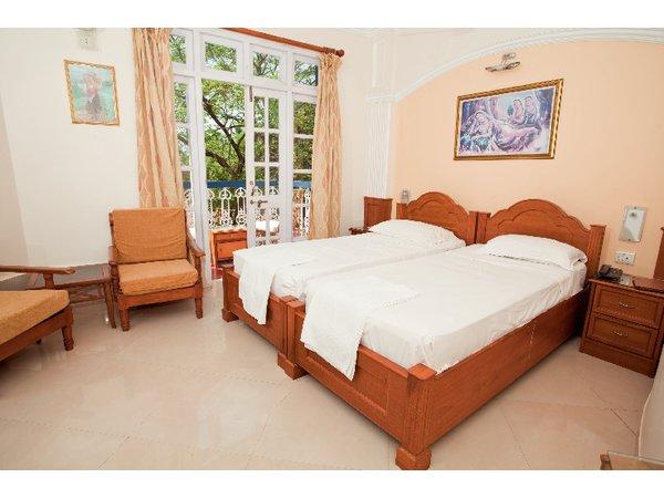 Sunset Beach Hotel
