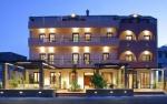 On The Rocks Hotel, Imerovigli Greece
