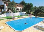 Marina Studios and Apartments Picture 1