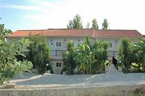 Stefanos Beach Apartments