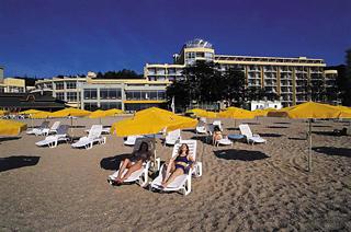 Estreya Park Hotel