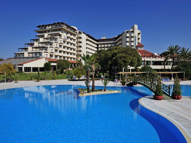 Iberostar Bellis Resort Hotel