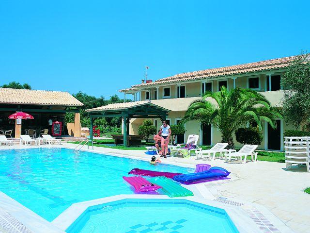 Elli Studios & Apartments