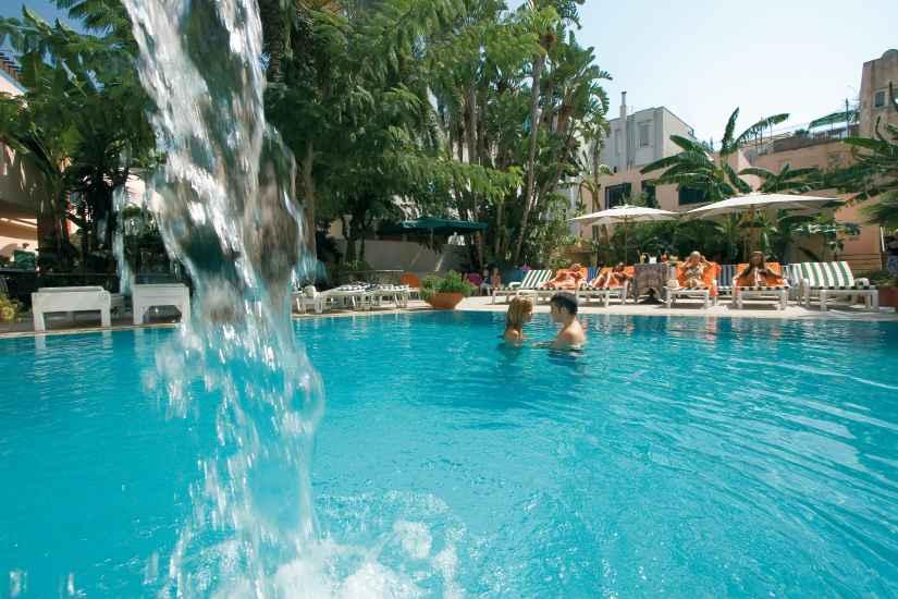Zi Carmela Hotel