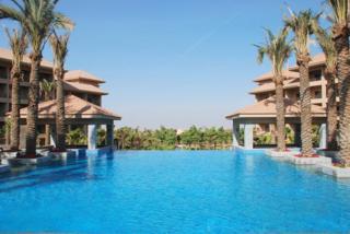 Dusit Thani Lakeview Hotel