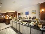 Florida Plaza Apartments Picture 5