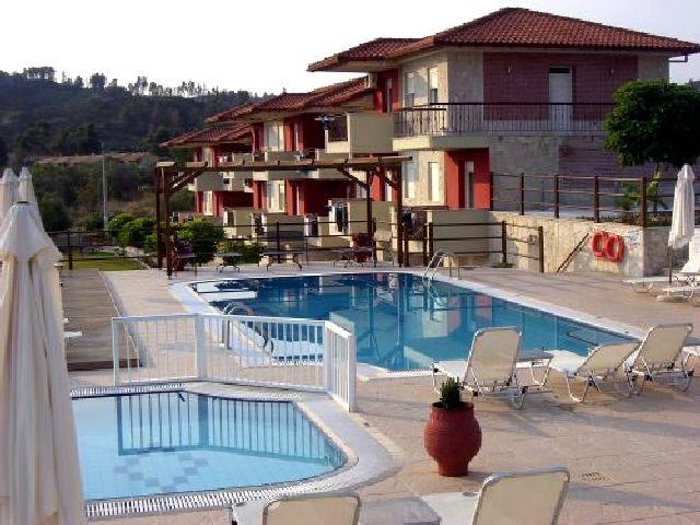 Ampelia Hotel and Studios