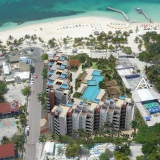 Privilege Aluxes Isla Mujeres Hotel