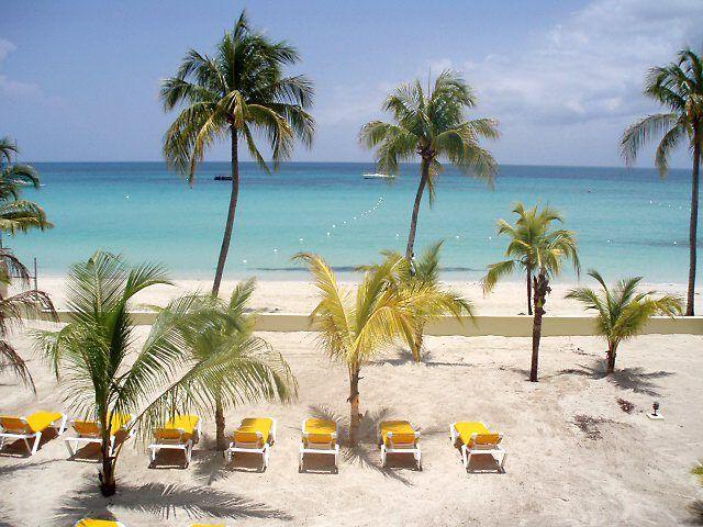 Rooms On The Beach Negril Hotel