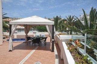 Flamingo Suites Hotel