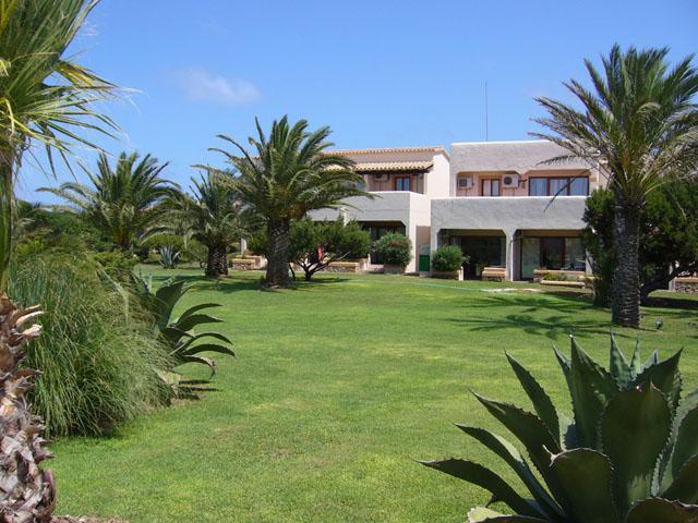Club Punta Prima Hotel