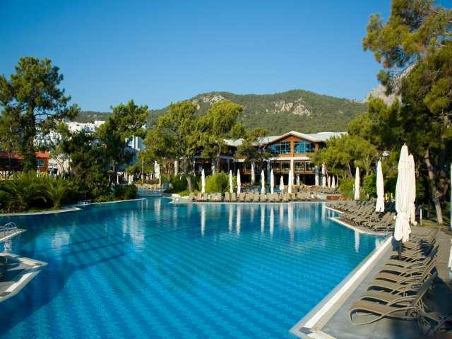 Rixos Sungate Hotel