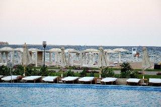 Premier le Reve Hotel & Spa