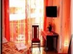 Georges Hotel Picture 2