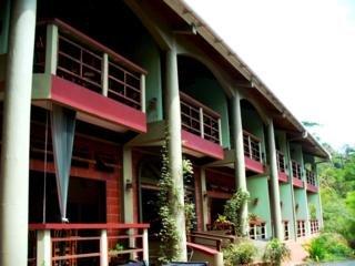 Cuffie River Nature Retreat Hotel