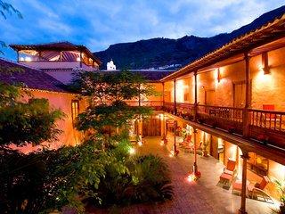La Quinta Roja Hotel
