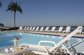 Doubletree Guest Suites Tampa Bay Airport Hotel