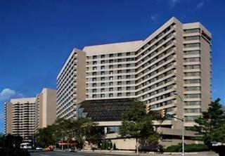 Crystal City Gateway Marriott Hotel