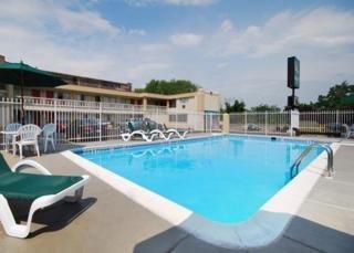 Quality Inn Hotel