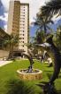 Courtyard By Marriott Waikiki Beach Hotel Picture 1