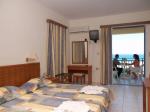 Iperion Beach Hotel Picture 2