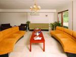 Sofa Bed Hotel Picture 3