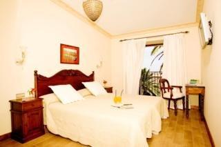 La Vila Hotel