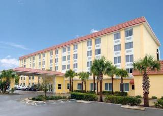 Comfort Inn North Hotel