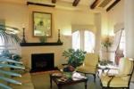 Fl Hotel & Suites Picture 1