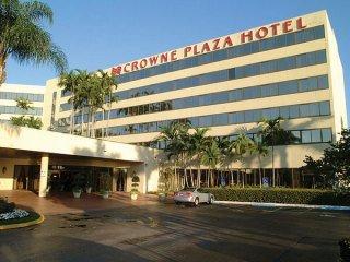 Crowne Plaza Miami Airport Hotel
