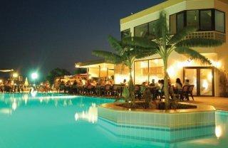 Club La Luna Hotel