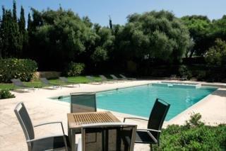 Petit Cases De Pula Hotel