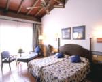 Occidental Royal Club Hotel Picture 6