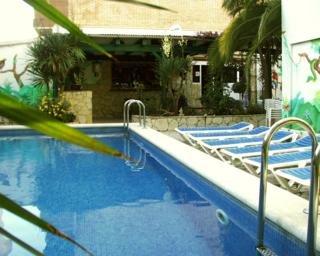Marbella Roses Hotel