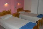 Elena Pool Apartments Picture 1