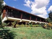 El Salton Hotel